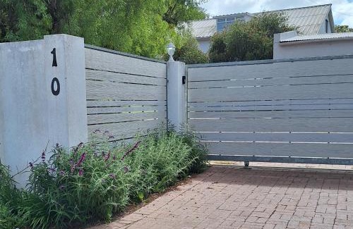 Bredasdorp Apartment | House Forget Me Not