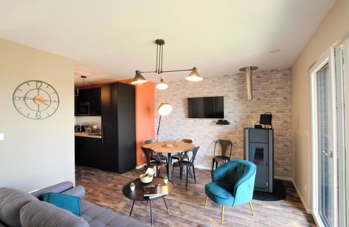 Magnant House | House