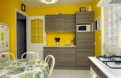 Mery-sur-Seine House | House