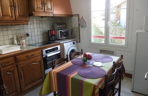 Saint-Etienne-de-Baigorry House | House * * * in the heart of the typical village of Saint Etienne de Baigorry