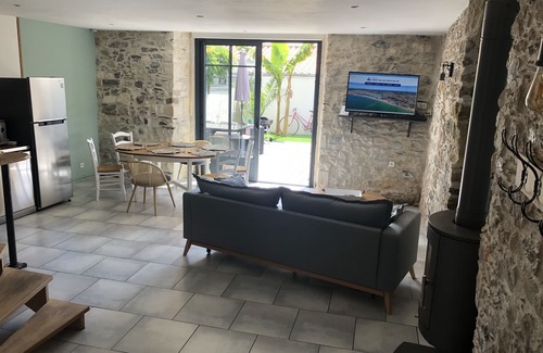 Saint-Gilles-Croix-de-Vie House | House with XXS swimming pool, in the heart of town, 900 m from the beach