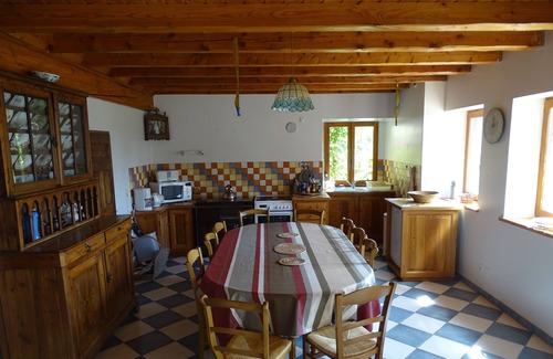 Saint-Jean-Saint-Nicolas Ski Chalet | House with character