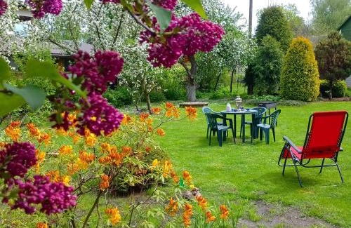 Jurmala Apartment | House, garden & sauna. Free parking. Train stop-200 m. Sea-1 km.