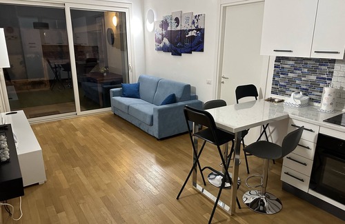 Quartiere XXII Collatino Apartment | House Garden Spa