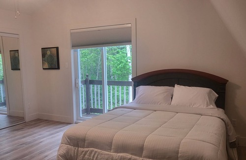 Landry House | House Golf course . River front, kayaking,canoe,paddle board.Gorgeous sunsets