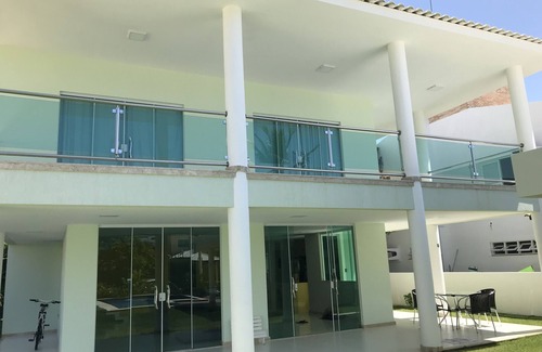 Centro House | House Guarajuba High Standard Cond. Paraíso dos Lagos - Pool, Wi-fi and Sky