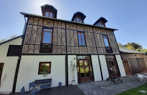 Aizier House | House "Hotel of travelers"