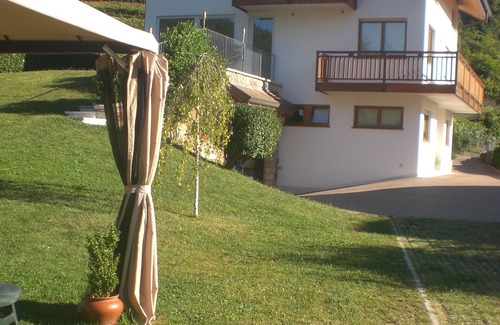 Roncegno Apartment | HOUSE HUELLER APARTMENT IN A QUIET AREA WITH LARGE GARDEN