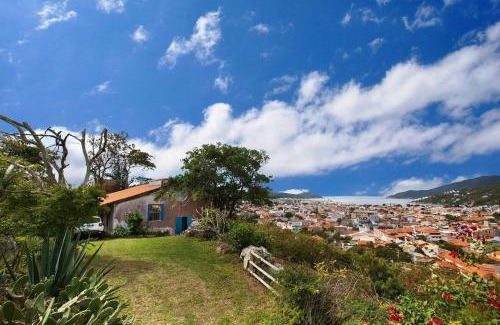 Praia Grande House | House in Arraial do Cabo with a View of Praia Grande