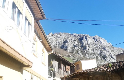 Aller House | House in Asturias in a mountain village