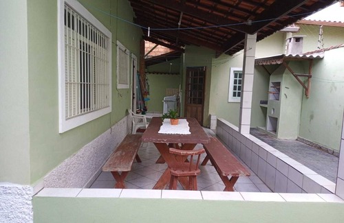 Itanhaem House | House in Belas Artes with 2 suites