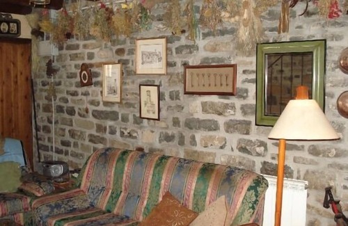 Borau Cottage | House in Borau Near Astún for 7 people