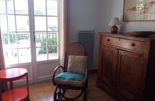 Boulouris-sur-Mer House | HOUSE IN BOULOURIS 8MN BEACH, ALL SHOPS Sleeps 4 people