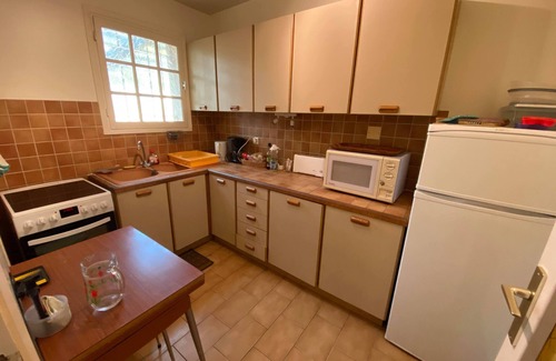 Boulouris-sur-Mer House | HOUSE IN BOULOURIS 8MN BEACH, ALL SHOPS Sleeps 4 people