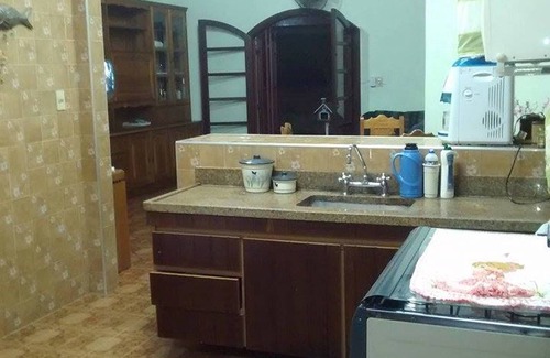 Tabatinga House | House in Caraguatatuba 30 meters from Praia Tabatinga with Air Conditioning