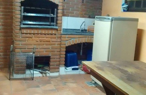 Tabatinga House | House in Caraguatatuba 30 meters from Praia Tabatinga with Air Conditioning