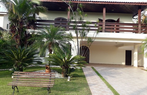 Jardim Acapulco House | House In Closed Condominium -Jardim Acapulco- Guarujá