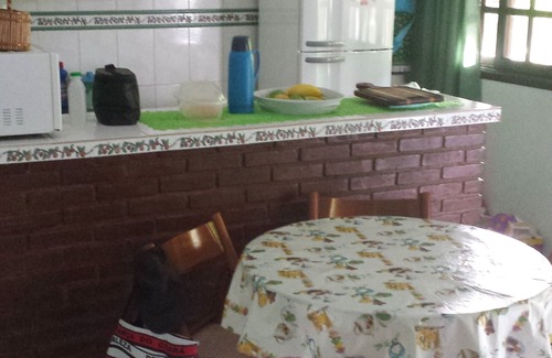 Boicucanga Beach House | House in condominium facing the sea-8 people- weekends/season