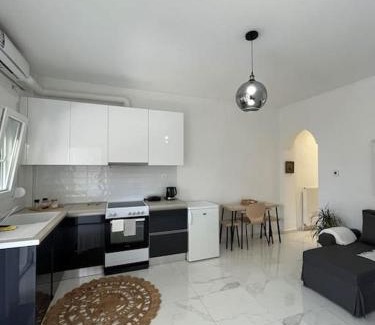 Delta Apartment | House in Diavata, Thessaloniki, Greece