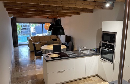 Maussane House | House in the heart of the village with swimming pool