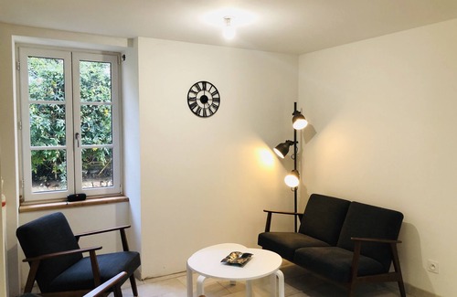 Terrasson-la-Villedieu House | House in the heart of the historic center of Terrasson