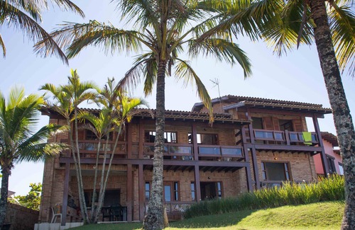 Costa do Sol House | House in front of the sea with 5 suites, swimming pool, 3 living rooms, gated community