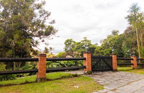 Itaipava Cottage | House in gated community