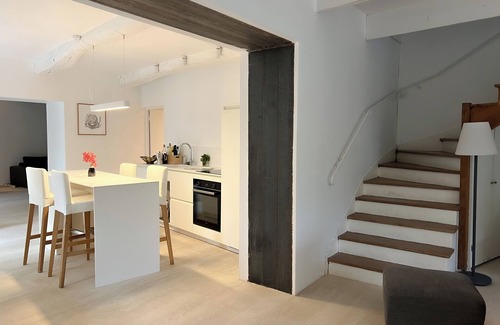 Saint-Didier House | house in heart of village