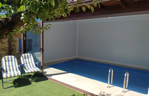 Valdespino de Somoza House | House in León. Ideal for families. Swimming pool. Grills. Astorga.