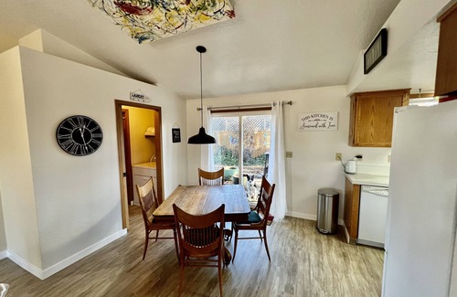 Collister House | House in North Boise, Idaho;fenced Backyard; Dog friendly;Near Bogus Basin Ski