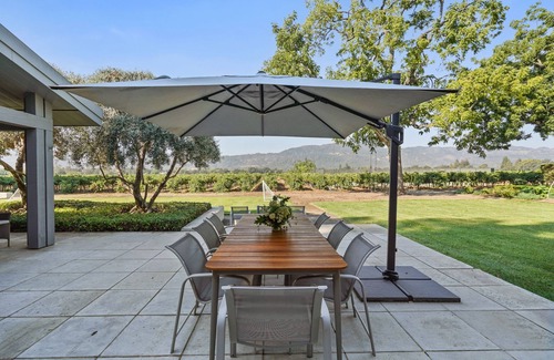 Napa Valley House | House in Oakville, CA with Lap Pool, Outdoor Entertaining Space & Tennis Court
