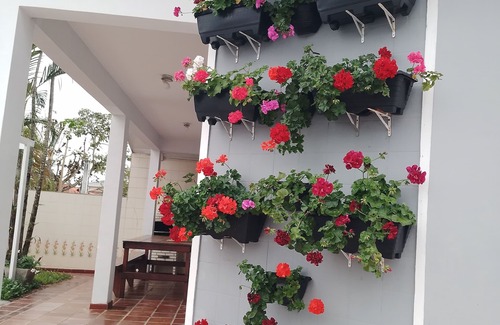 Balneario Florida House | House in peruibe, available for weekends and holidays, with sea view 🌊