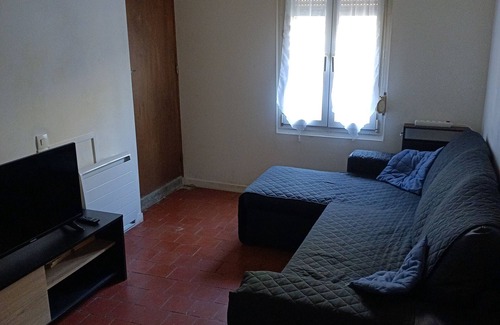 Blacy House | House in quiet village
