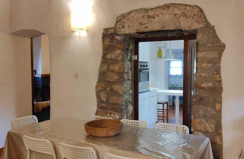 Maia de Montcal House | House in Rural Costa Brava (Rectoria de Dosquers)