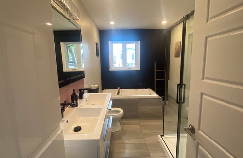 Saint Constant House | House in Saint-Constant 15 minutes from Montreal