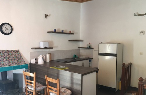 Vathi Cottage | House in Samos, Located In Ano Vathi, Samos, Greece