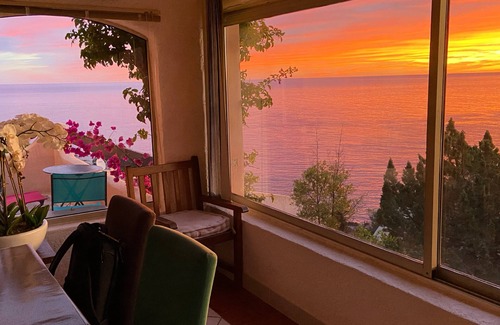 Tarcu House | House in secure residence with exceptional sea view