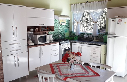 Sao Francisco Xavier Cottage | House in SFX with beautiful view and river in the backyard