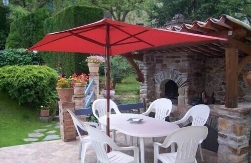 Chamborigaud House | House in small village Cevennes with pool and garden.