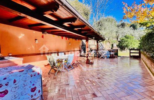 Lake Garda House | house in the archaeological area