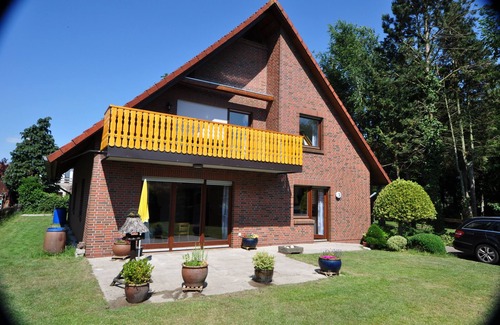 Detern Apartment | House in the countryside, first floor