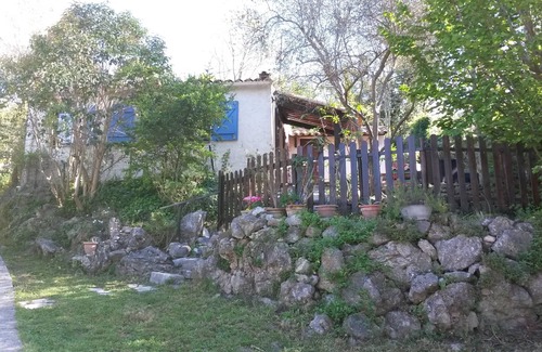 Biot House | House in the countryside, quiet, near the village of Biot.