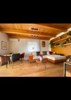 Perstejn House | House in the foothills of the Ore Mountains RÁJOV