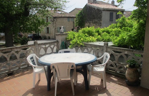 La Motte-dʼAigues House | HOUSE IN THE LUBERON