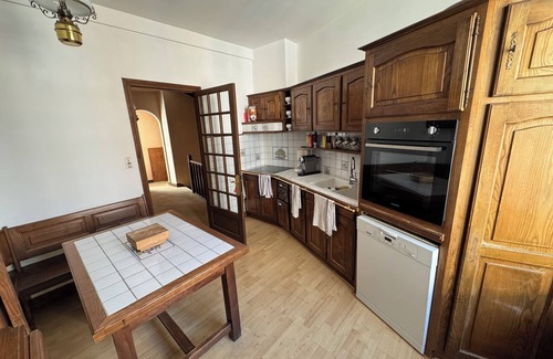 Bort-les-Orgues House | House in the heart of the city