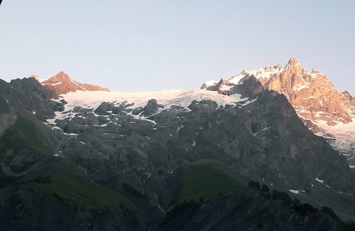 La Grave House | HOUSE IN THE HEART OF THE VILLAGE OF LA GRAVE