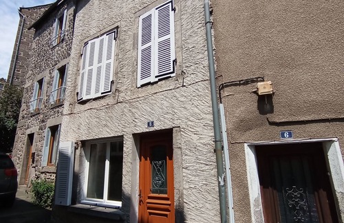 Murat House | House in the heart of Murat's historic center