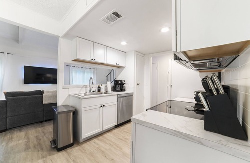 Summit At West Rim On Mount Larson House | House in the hills W Austin 5 minutes to downtown