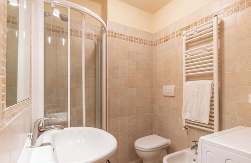 San Martino Apartment | House in the historic center, with a private courtyard and equipped terrace