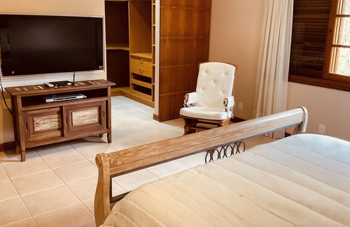 Guapimirim House | House in the middle of nature close to Rio!